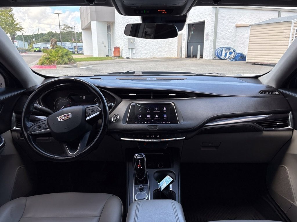 2021 Cadillac XT4 Luxury