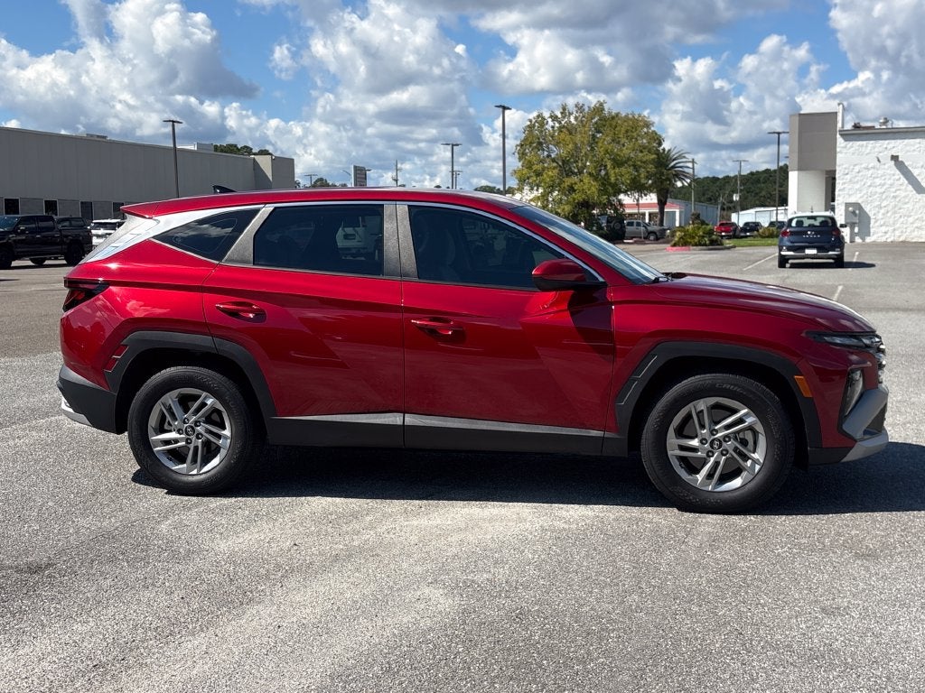 2025 Hyundai Tucson SE