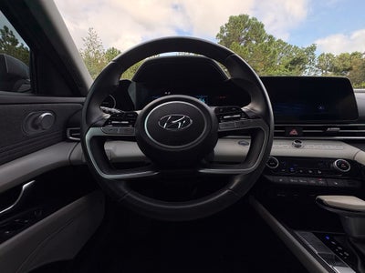 2023 Hyundai Elantra Limited