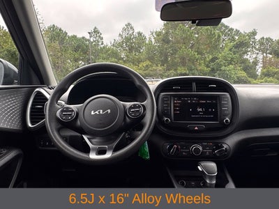 2024 Kia Soul LX