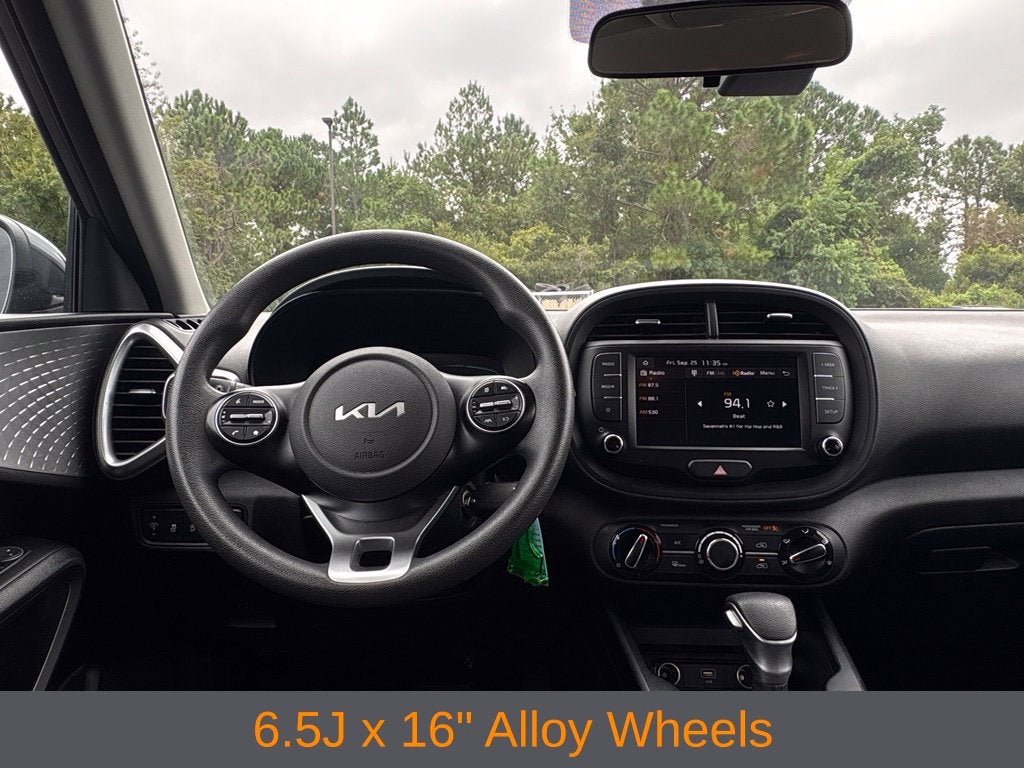 2024 Kia Soul LX