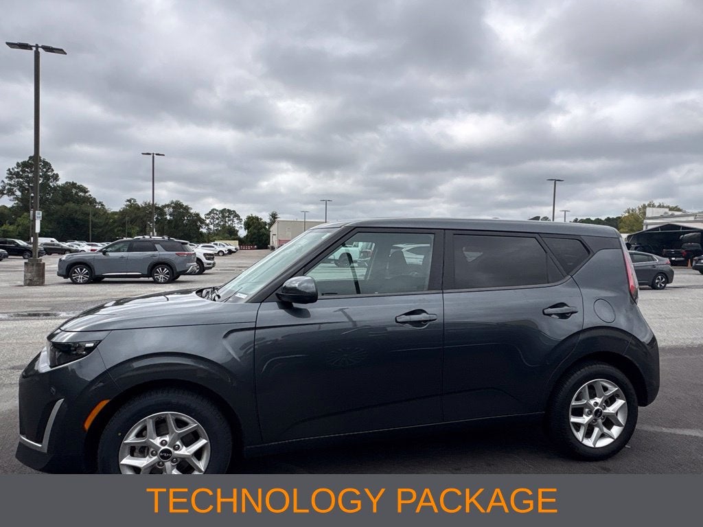 2024 Kia Soul LX