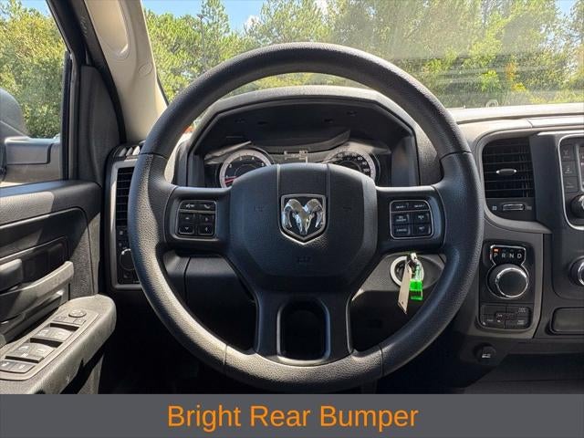 2024 RAM 1500 Classic Tradesman Crew Cab 4x4 5'7' Box