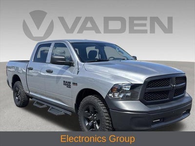 2024 RAM 1500 Classic Tradesman Crew Cab 4x4 5'7' Box