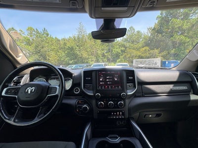 2020 RAM 1500 Big Horn Crew Cab 4x4 5'7' Box