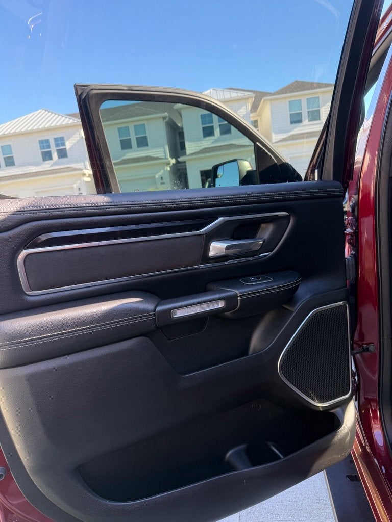 2022 RAM Ram 1500 Laramie Crew Cab 4x4 5'7' Box