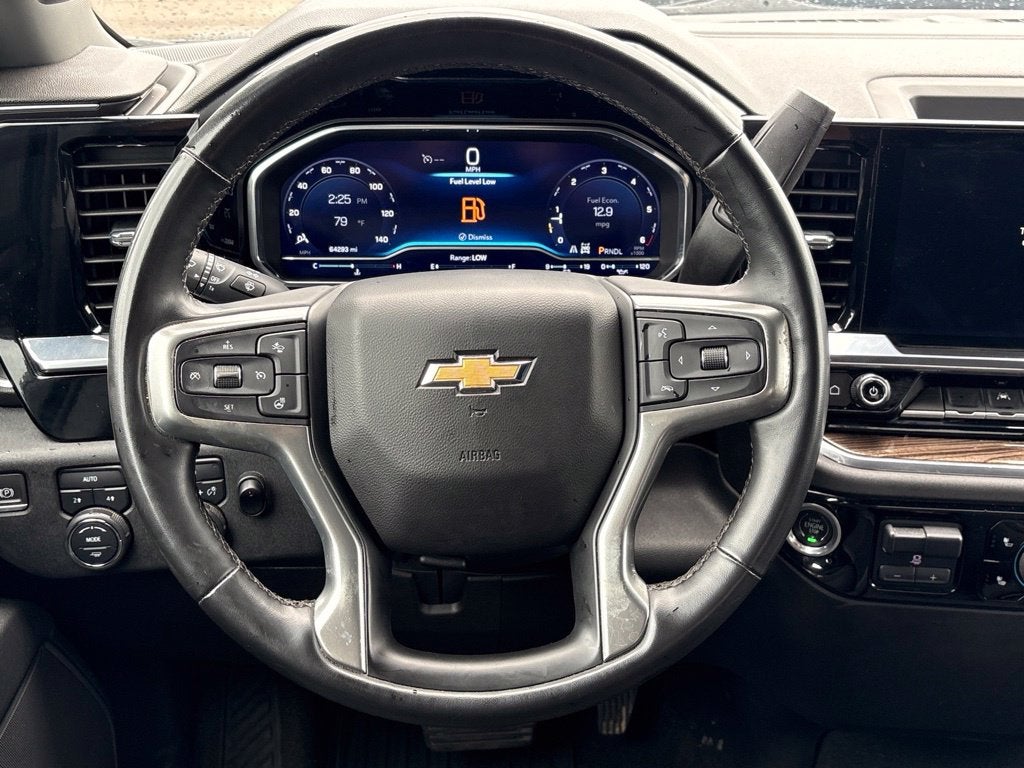 2023 Chevrolet Silverado 1500 4WD Crew Cab Standard Bed LT