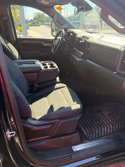 2023 Chevrolet Silverado 1500 4WD Crew Cab Standard Bed LT