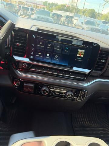 2023 Chevrolet Silverado 1500 4WD Crew Cab Standard Bed LT
