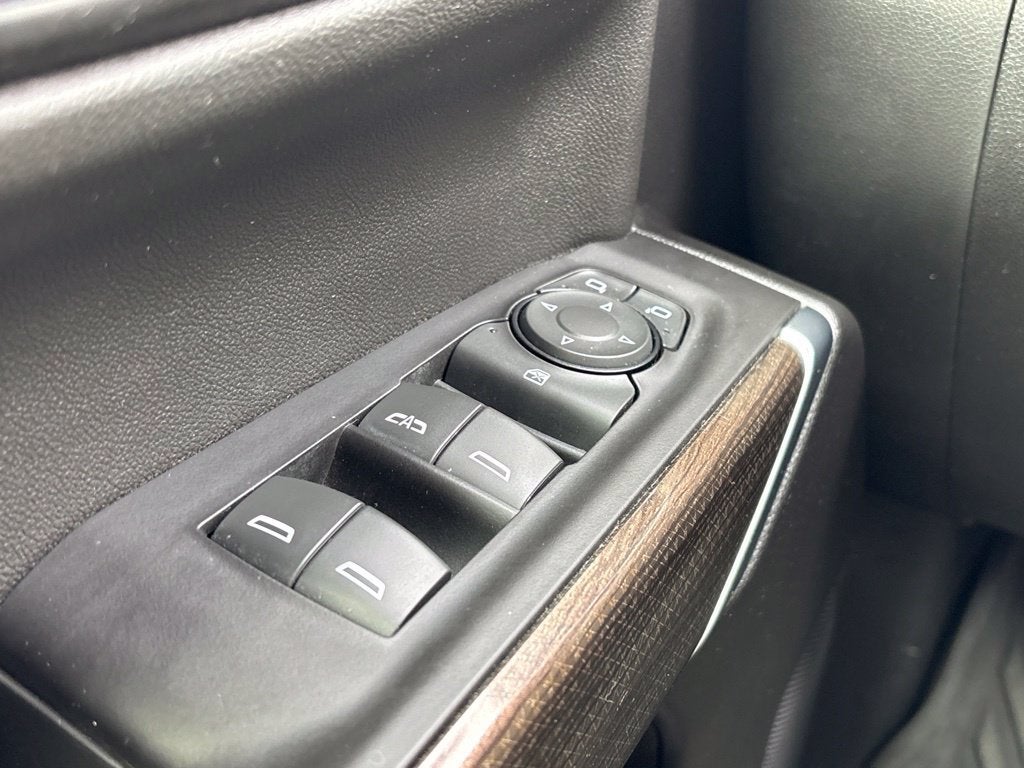 2022 Chevrolet Silverado 1500 LTD 4WD Crew Cab Short Bed RST