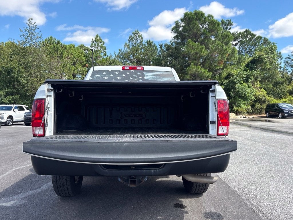 2021 RAM 1500 Classic Tradesman Crew Cab 4x4 5'7' Box