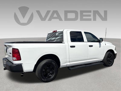 2021 RAM 1500 Classic Tradesman Crew Cab 4x4 5'7' Box
