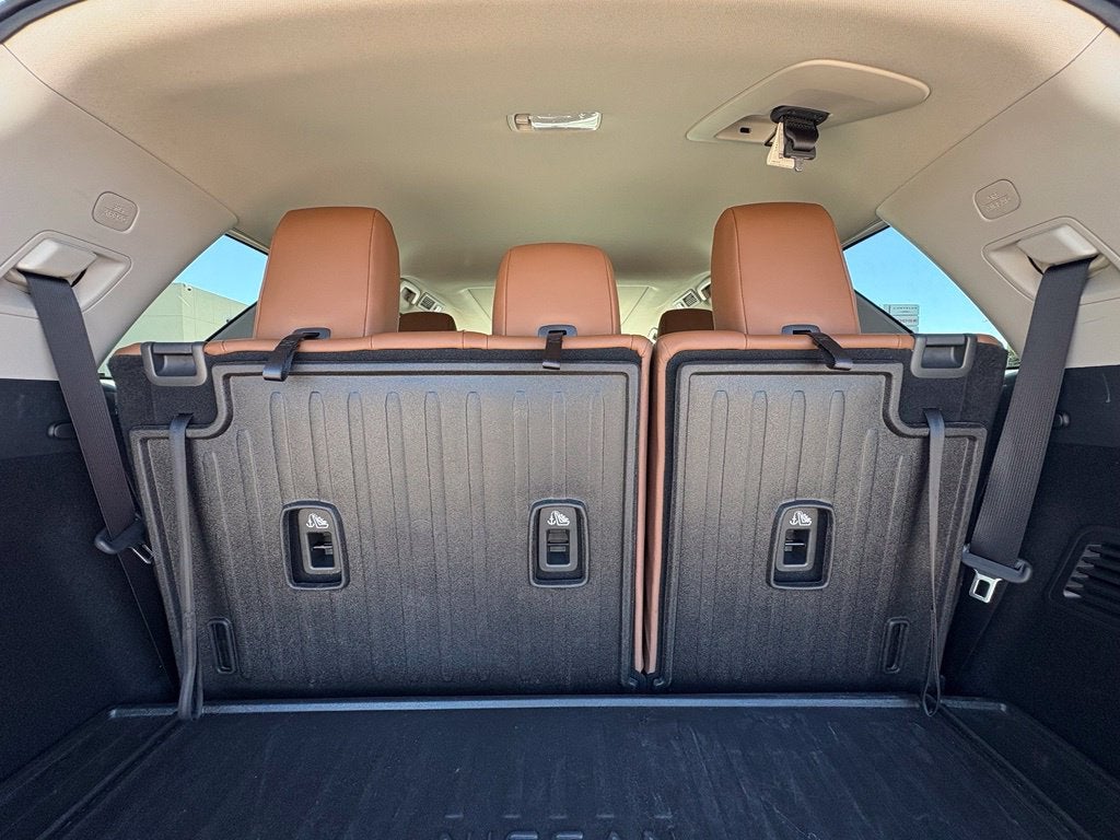 2022 Nissan Pathfinder Platinum