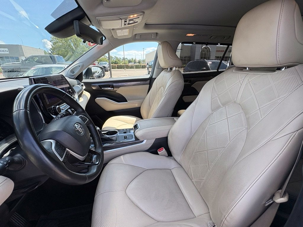 2023 Toyota Highlander Platinum