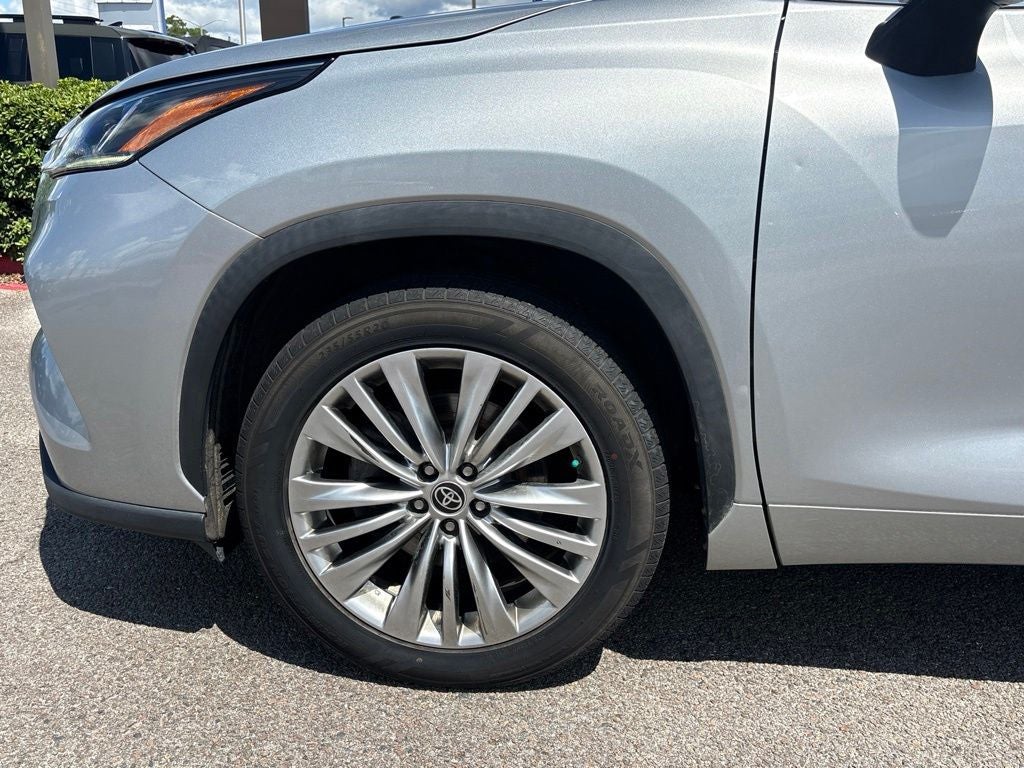 2023 Toyota Highlander Platinum