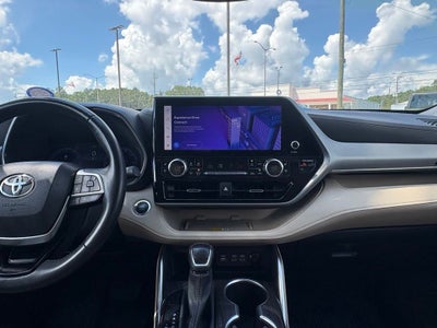 2023 Toyota Highlander Platinum