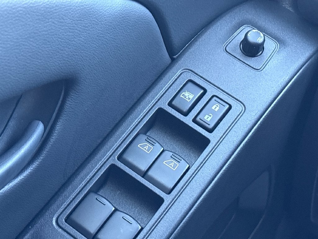 2027 Nissan Frontier Crew Cab SV