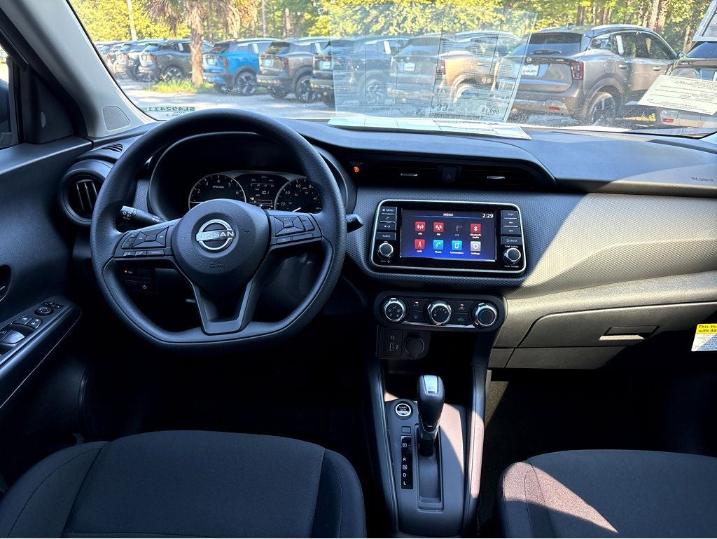 2025 Nissan Kicks Play S