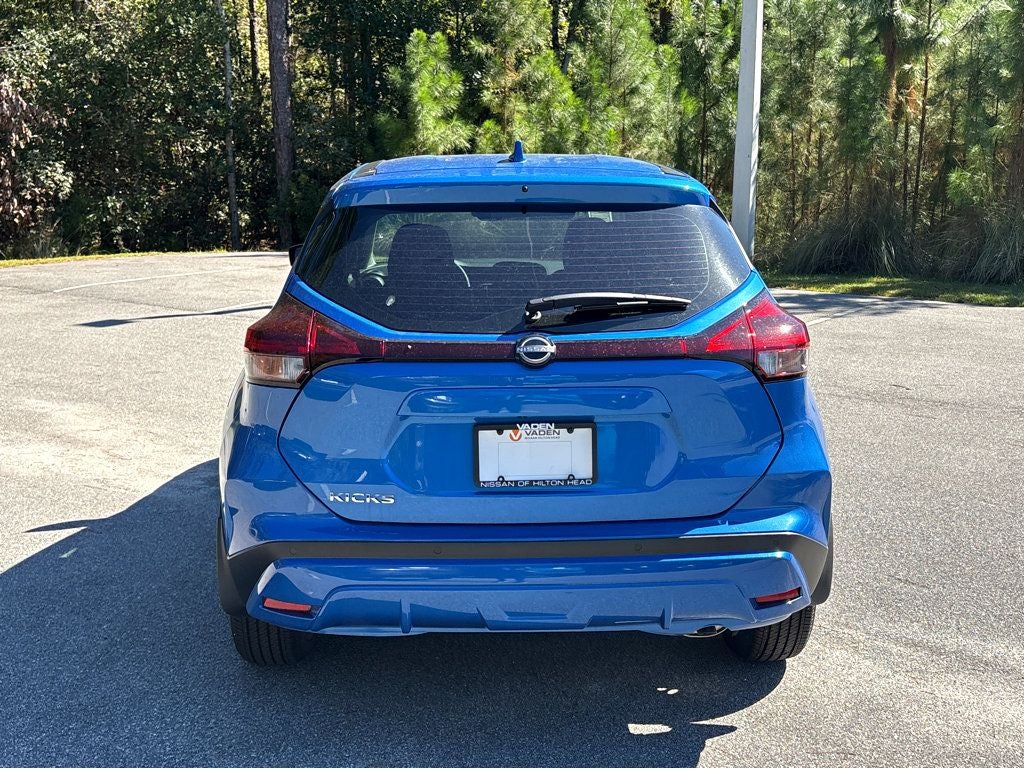 2025 Nissan Kicks Play S