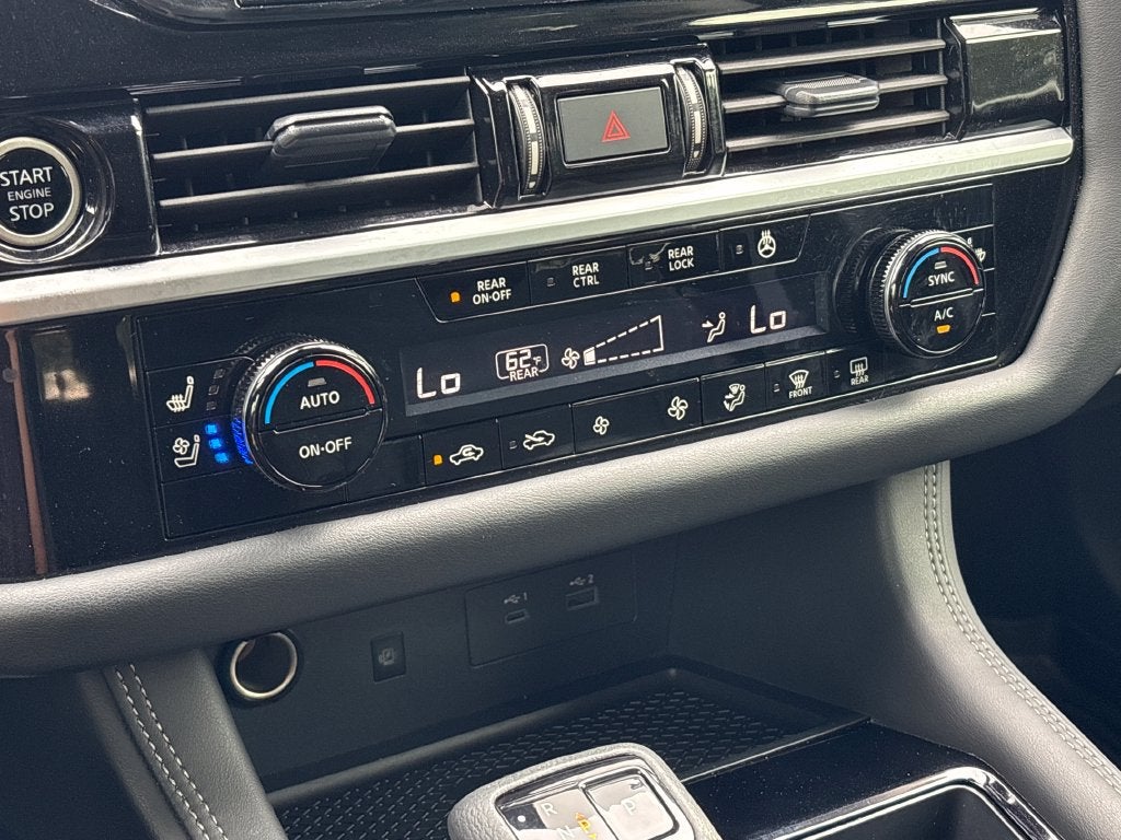 2024 Nissan Pathfinder Platinum