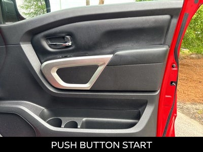 2023 Nissan Titan SV