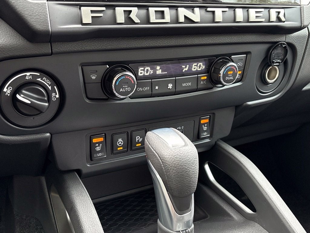 2027 Nissan Frontier SV