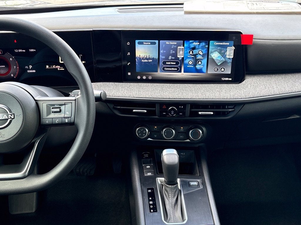 2027 Nissan Kicks S