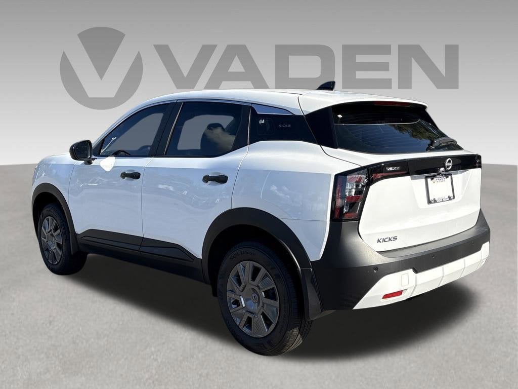 2026 Nissan Kicks S