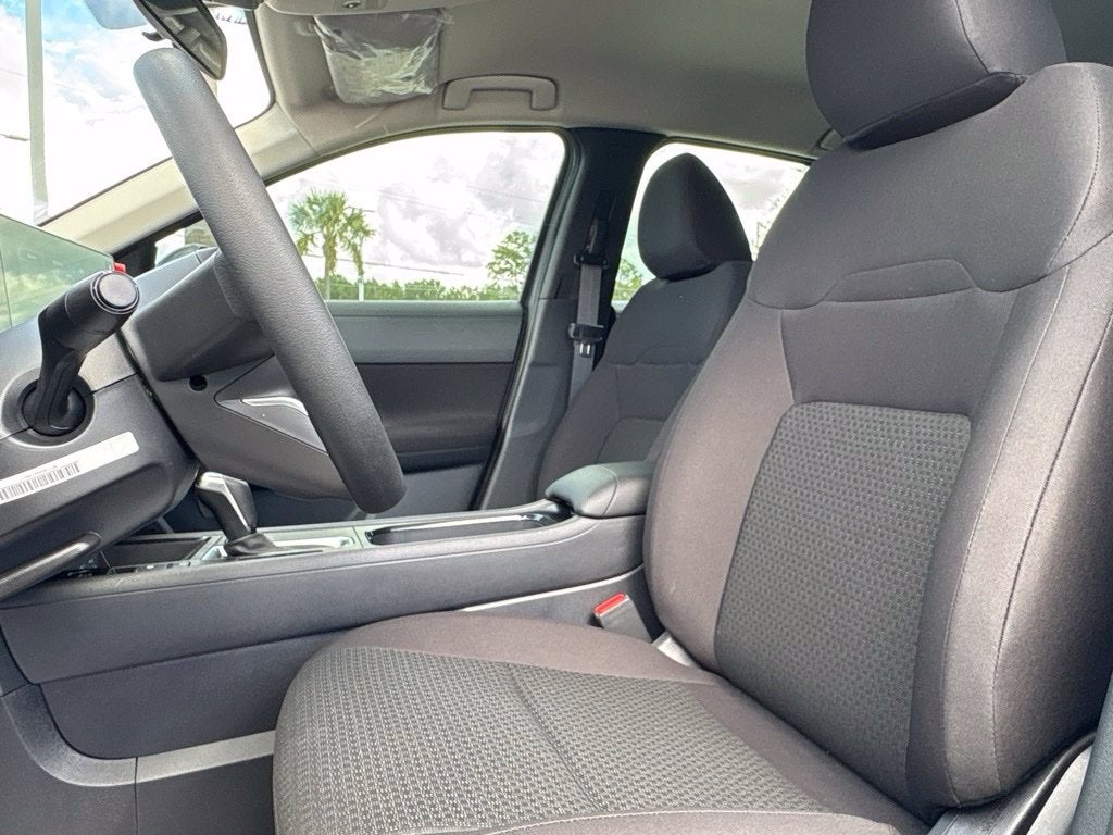 2027 Nissan Kicks S