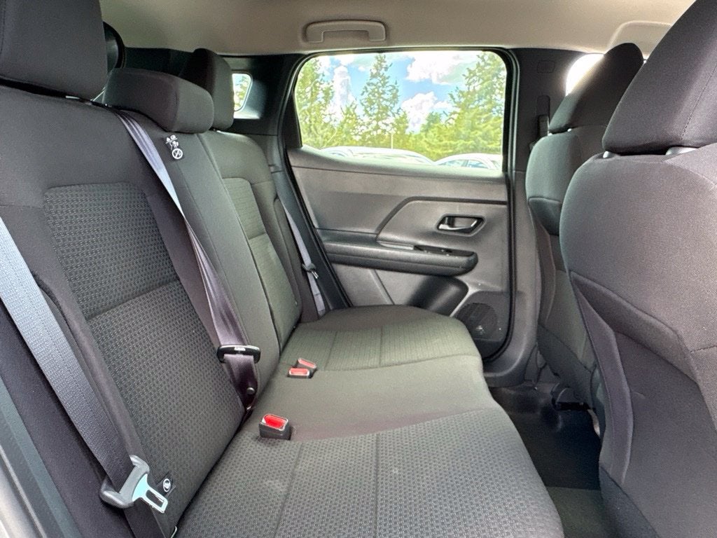 2027 Nissan Kicks S