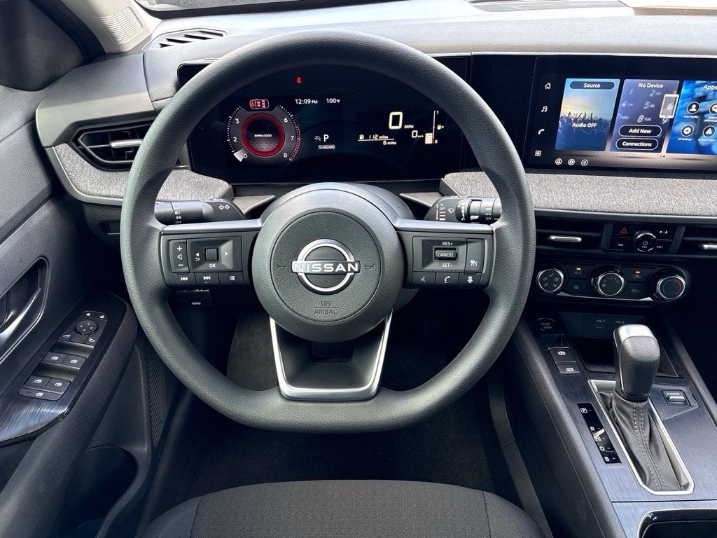 2027 Nissan Kicks S