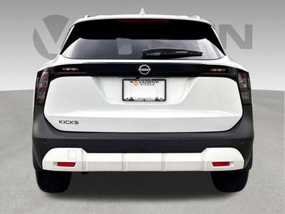 2025 Nissan Kicks SV