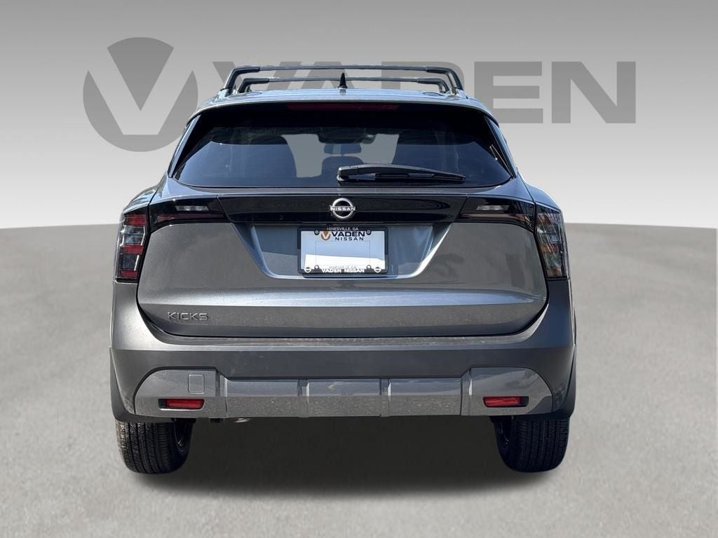 2027 Nissan Kicks SV