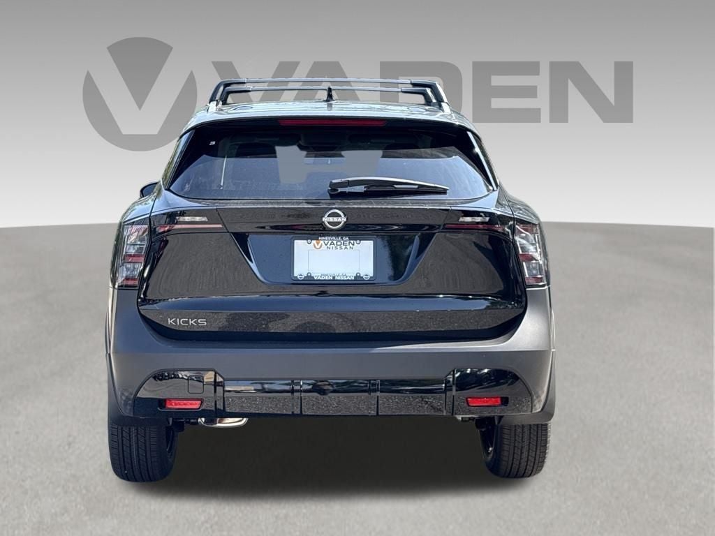 2027 Nissan Kicks SV