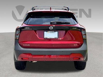 2025 Nissan Kicks SR