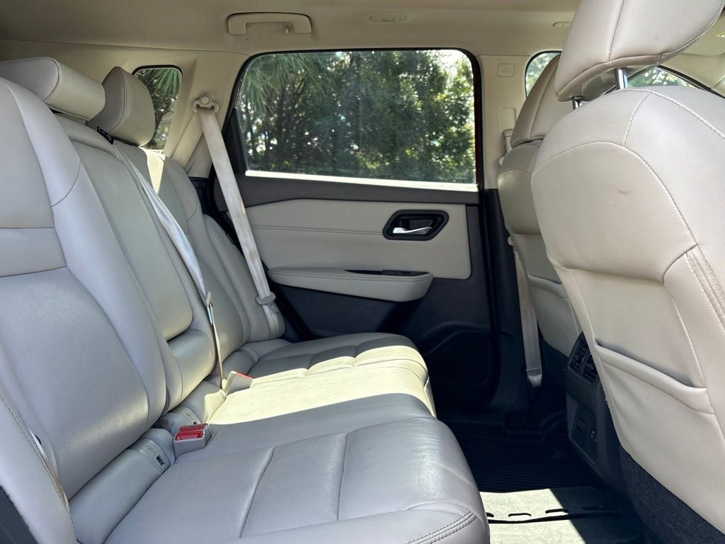 2022 Nissan Rogue SL