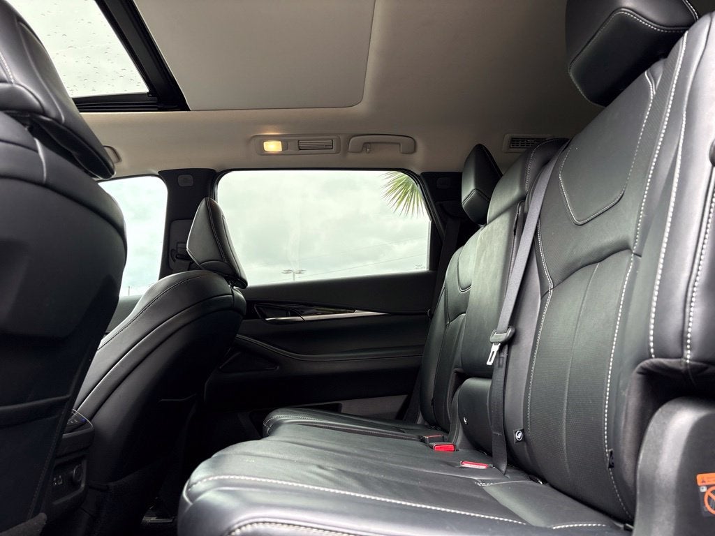 2023 INFINITI QX60 PURE
