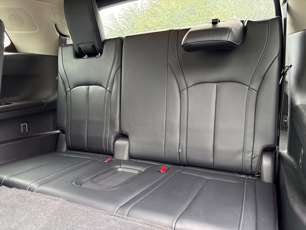 2023 INFINITI QX60 PURE