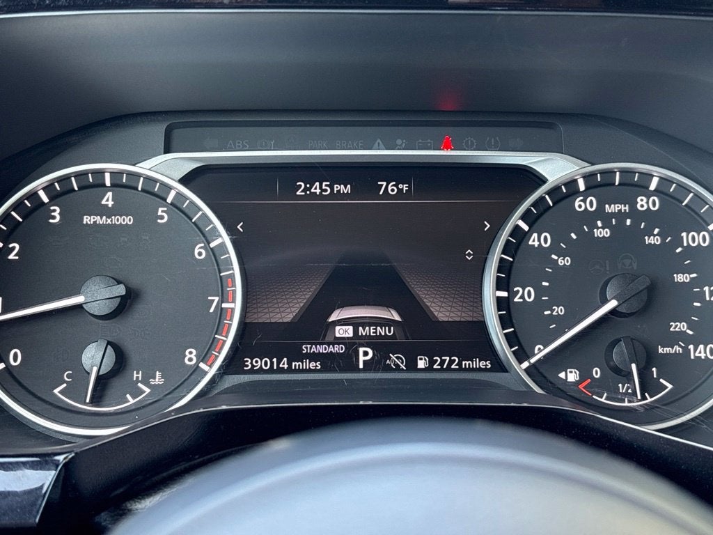 2024 Nissan Pathfinder SV