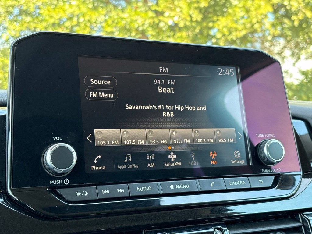 2024 Nissan Pathfinder SV