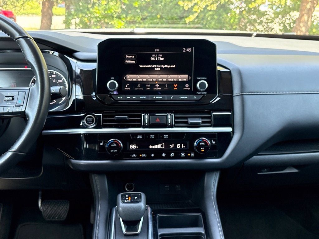 2024 Nissan Pathfinder SV