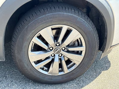 2024 Nissan Pathfinder SV