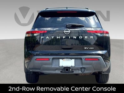 2022 Nissan Pathfinder SV
