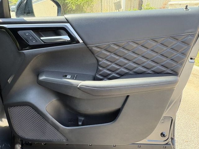 2026 Nissan Rogue Plug-In Hybrid Platinum