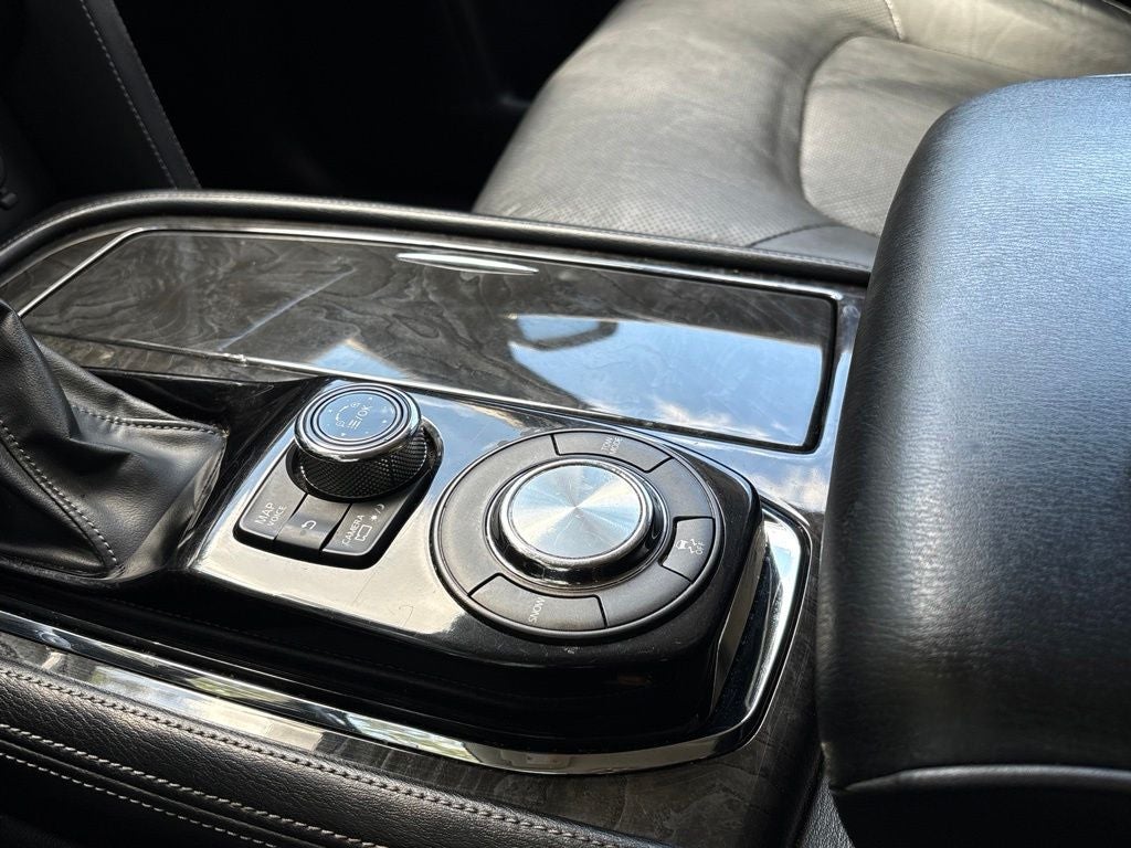 2021 INFINITI QX80 LUXE