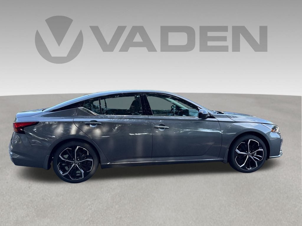 2026 Nissan Altima SR