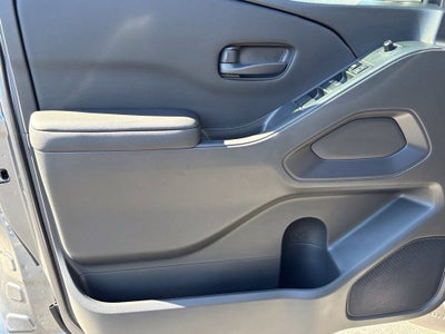 2027 Nissan Frontier Crew Cab SV