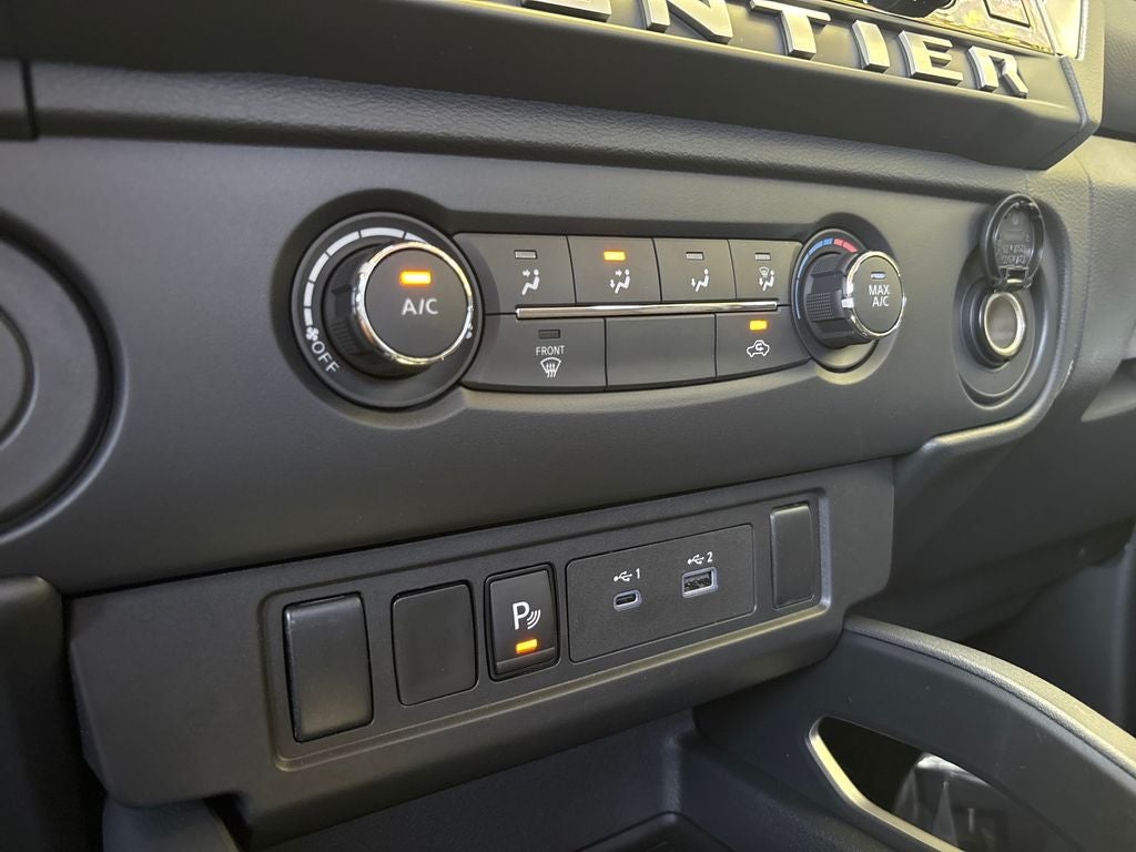 2026 Nissan Frontier Crew Cab SV