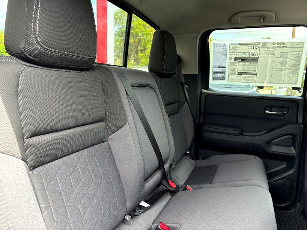 2026 Nissan Frontier Crew Cab SV
