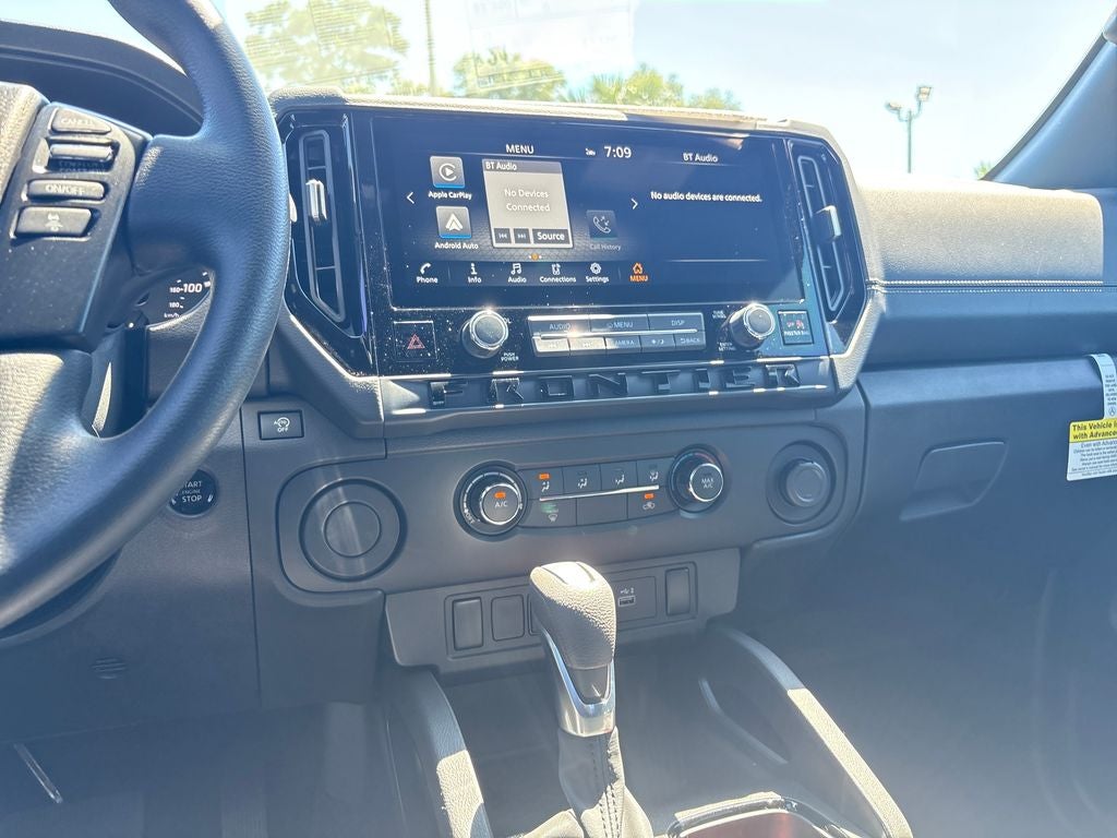 2026 Nissan Frontier Crew Cab SV